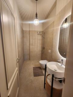 Mimi Altana Luxury Apartment - 8