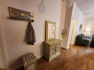 Mimi Altana Luxury Apartment - 1