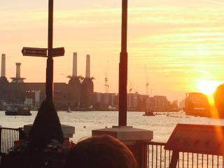 Exclusive Studio alongside River Thames - 0