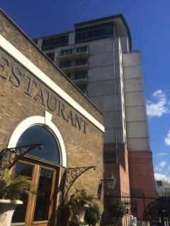 Exclusive Studio alongside River Thames - 8