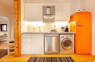 Comfortable Apt In The Center - 6