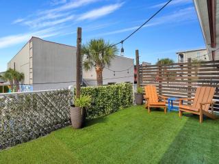 Grayson by the Sea - 5