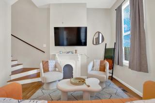 Crawford Square Hideaway - 3