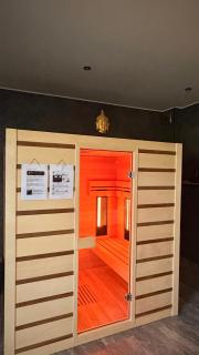 Statek Honezovice ze saunou - 2