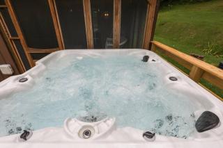 Lakefront in Logan (In the heart of Hocking Hills) - 6