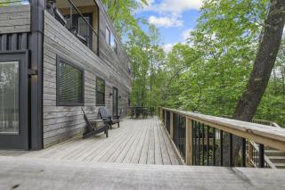 Hiltop Haven The Double Stack - 1