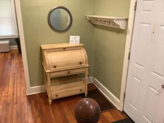 Soothing, Comfy P-Room by Wilson Memorial - Johnson City - 8