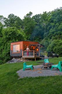 Writer's Retreat - Secluded Getaway, Hot Tub, and Stargazing Deck - Fairview - 8