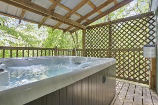 The Evergreen Cabin - 9