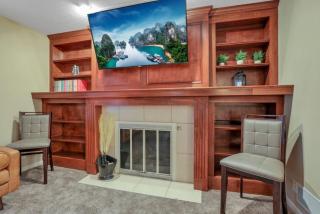 Valley View Villa - 1