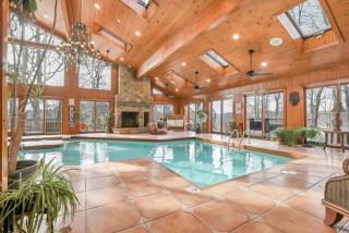 Daisy Glen Retreat - Amazing Indoor Pool - 8