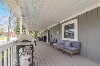 The Landing Spot - 7