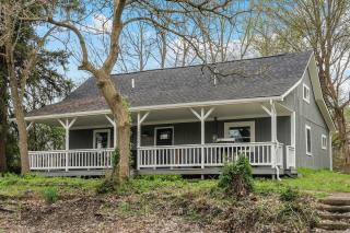 The Landing Spot - 6