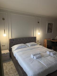 Golden Sky Residence - 0