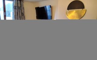 2 Bedroom, 5 Beds, Parking 3 Tvs - 1