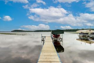 Cozy Cabin on Big Pine Lake with Dock and Fire Pit - 9