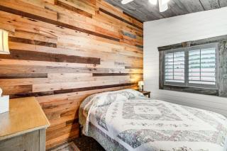 Cozy Cabin on Big Pine Lake with Dock and Fire Pit - 2