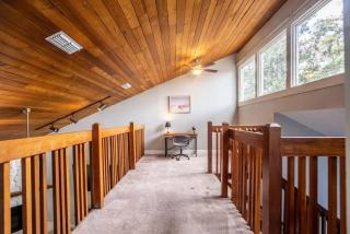 5 Large Bedrooms Game Room Patio - 2