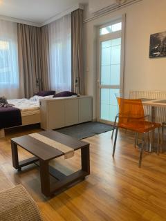 Nice Home Apartment 2 - 6