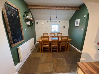 Pear Tree Cottage - 7