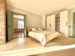 Lake stay in Viljandi with Parking - 4