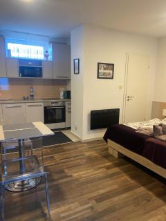 Nice Home Apartment 2 - 1