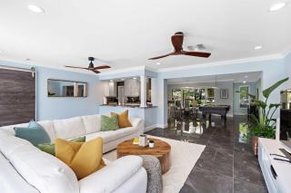 Waterfront Oasis Private Pool Pool Table - 1