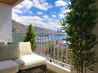 Fantastic 4 bedroom apartment with ocean views! - 4