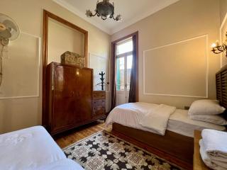 Authentic 3BR apartment in Downtown, Cairo - 4