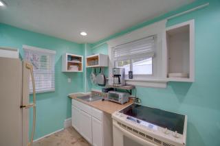 Yard, Fire Pit and Trails! Pet-Friendly Akron Home - 1