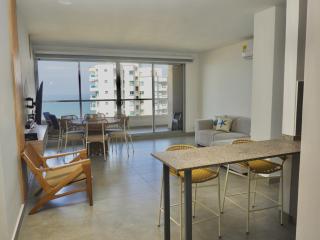 Apartamento con terraza y vista al mar - 9