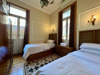 Authentic 3BR apartment in Downtown, Cairo - 8