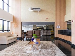 Luxury Flat with Balcony - Vivence Hotel - 2