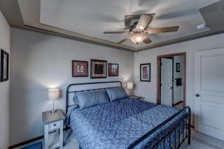 Spacious Family Home with 2 King Suites - 7