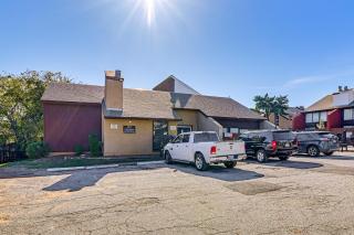 Loft-Style Condo in Vickery Midtown 3 Mi to SMU! - 6