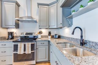 408B The Lynnhaven House - 5