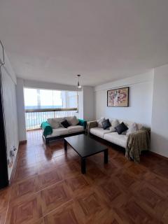 Apartamento cerca del aeropuerto con vistas al mar - 8