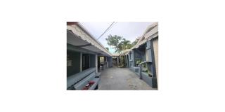 SoSo Design District Haven Charming Historic Retreat - 2