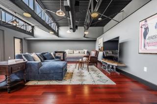 Long Beach Apartment - 10 Min Walk to the Beach! - 4