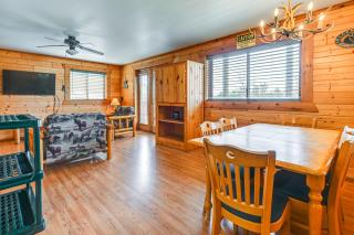 Three Bears Resort Adventure Base with Lake Access - 1