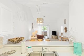 The Little Pearl on 30A's Eastern Lake - 9