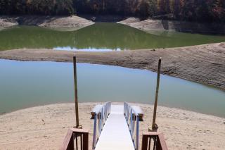 Lakefront Retreat With Mountain Views, Private Boat Launch And Dock - 6