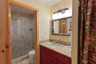 Chamonix #15 - Cozy Mtn Retreat with Fireplace - 7