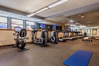 Hillside #508 - Cozy Studio w King Bed Fireplace & Kitchenette - 5