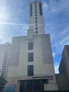 Studio com varanda no coração de Curitiba! - 8