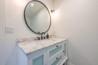 Top 5% Sauna | Bocce Ball | Vineyard Views | NOTL - 8