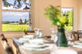 Top 5% Sauna | Bocce Ball | Vineyard Views | NOTL - 4