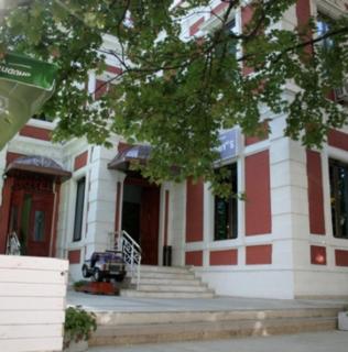 Хотел Роджърс - 2