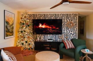 Hill Gem - Murals - Heated Cowboy Pool- Hot Tub- Game Room - 9