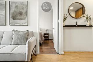 Central, bright and with a view of the mountain range - 8